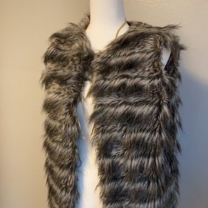 Fur vest
